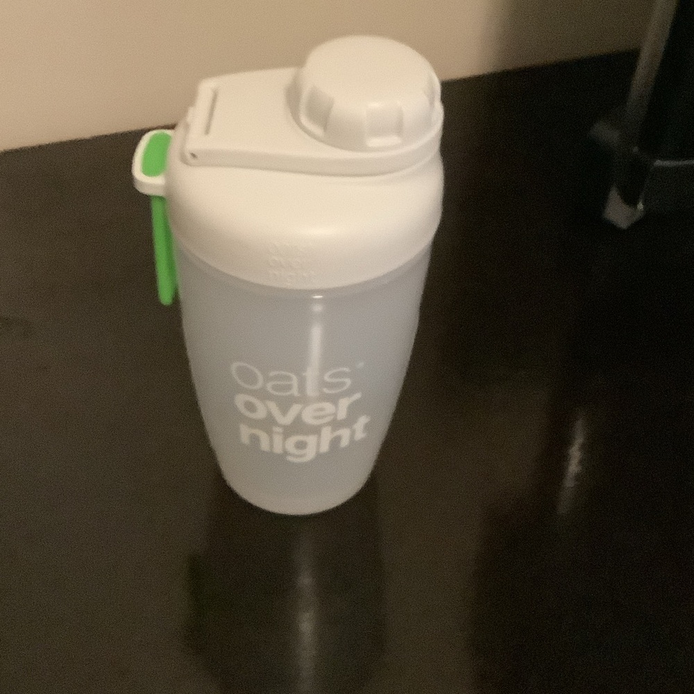 Oats Overnight Shaker Bottle